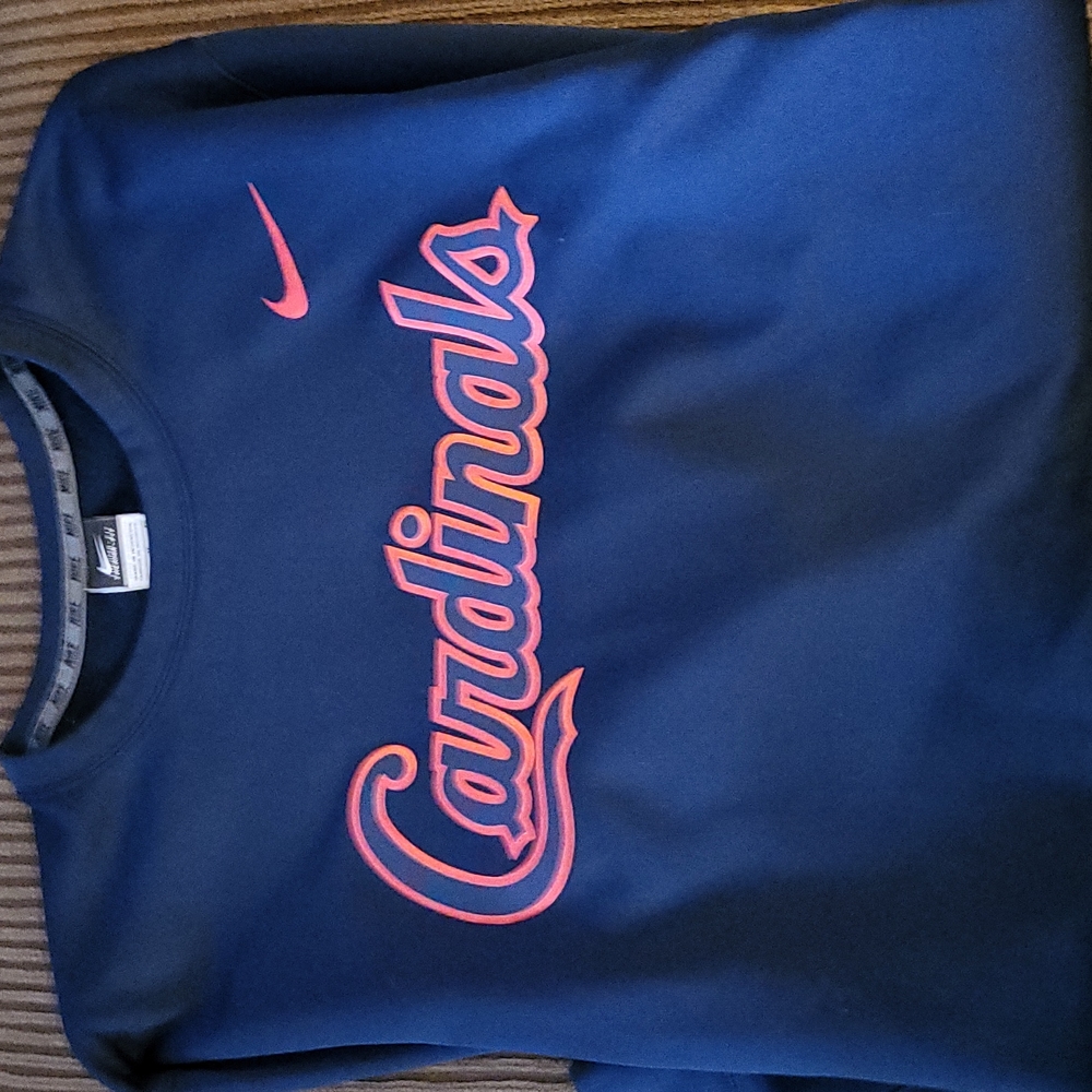 Nike thermal fit XL....TG...EG...St. Louis Cardinals sweatshirt
